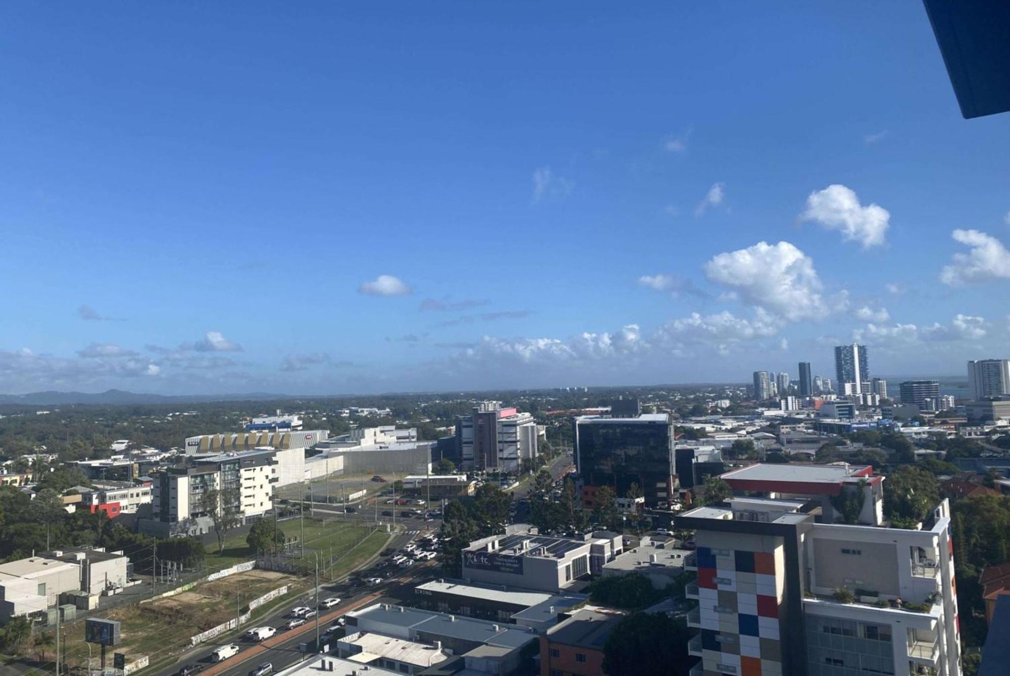 Tryp By Wyndham Southport Gold Coast Hotel Apartments Экстерьер фото