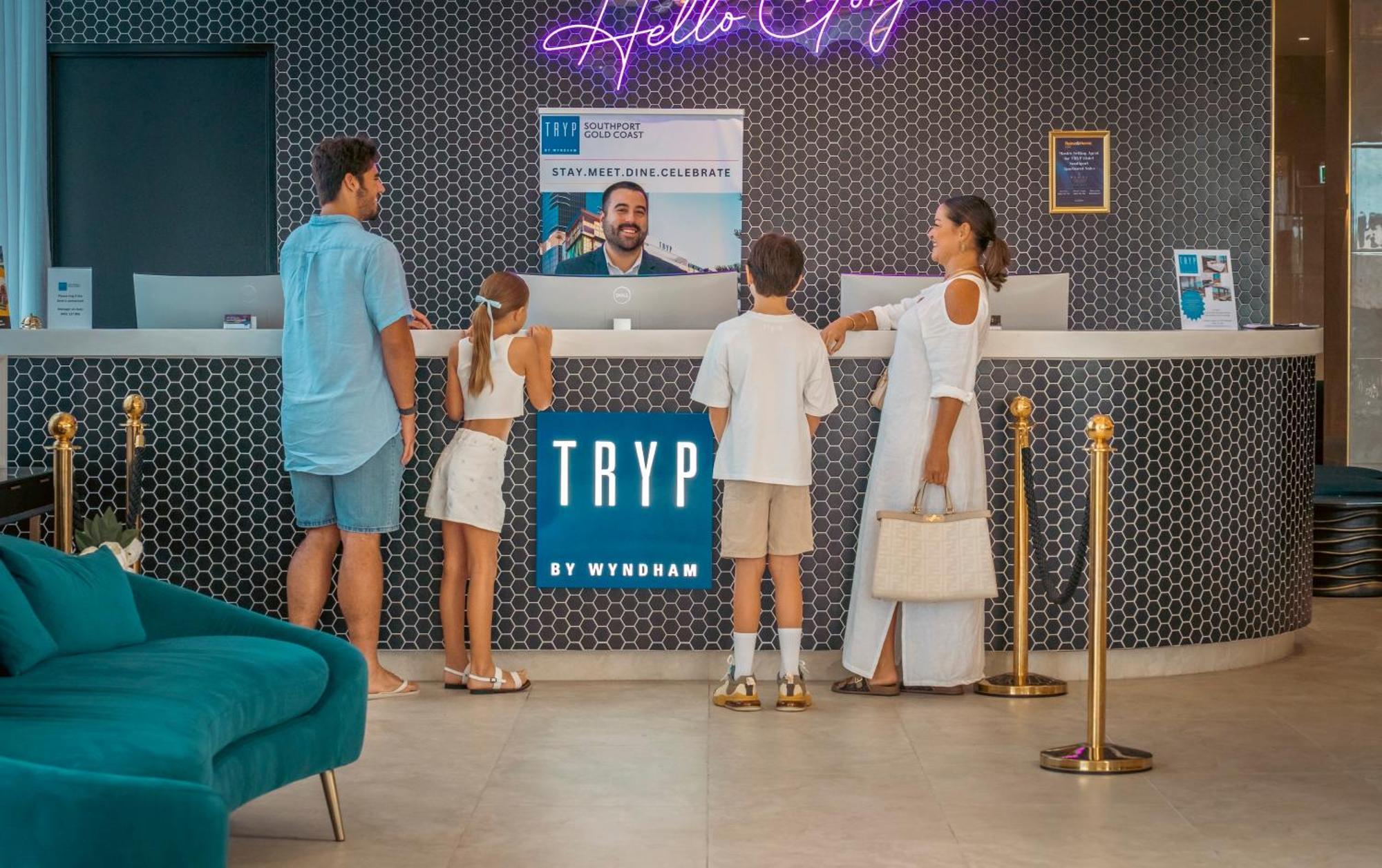Tryp By Wyndham Southport Gold Coast Hotel Apartments Экстерьер фото